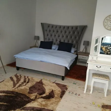 Modry Apartman A5 V Chomutove * Chomutov
